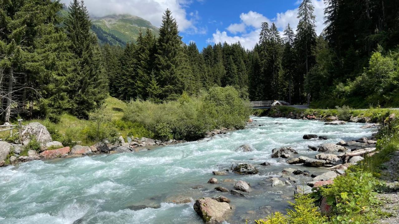 Ferienwohnung Mit Idyllischer Aussicht Klosters Esterno foto